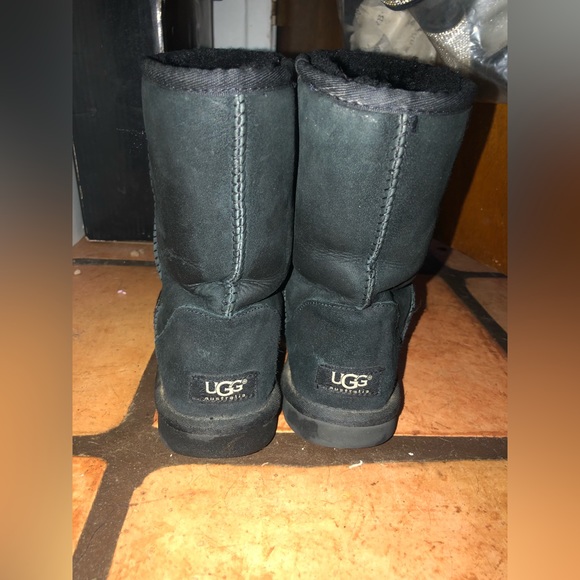 Ugg Snow Boots - Picture 7 of 8
